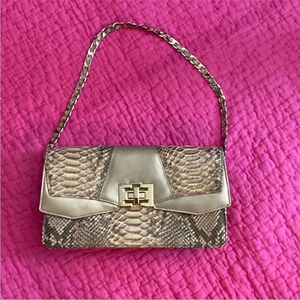 Elaine Turner Elegant Gold Snakeskin Shoulder Bag